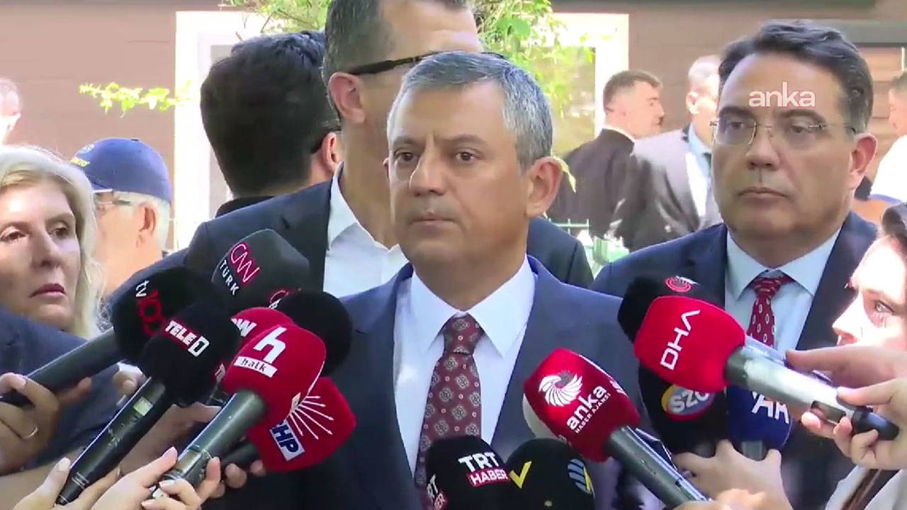 son-dakika-ozelden-bahcelinin-mesajina-yanit-devlet-beyin-cagrisi-kiymetlidir-KPsbUaT2.jpg