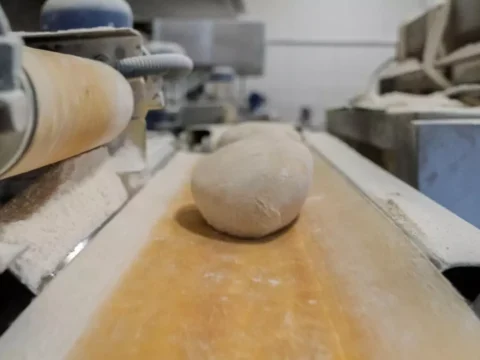 İzmir’de Ekmek Fiyatlarına Zam Yapıldı